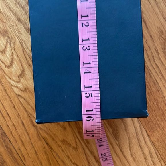 ⭐️Dom Perignon - Luxury empty bag! ⭐️ - Picture 6 of 11